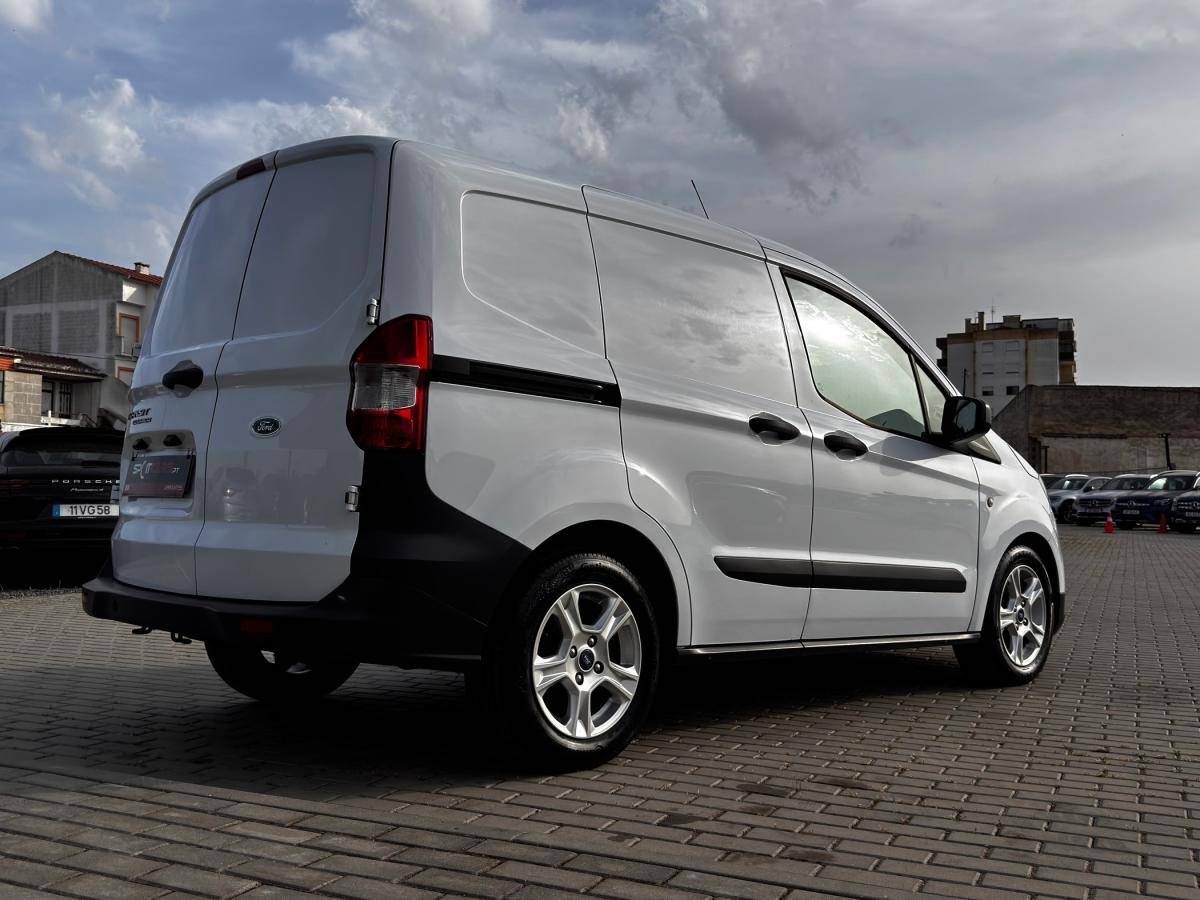 ford-transit-courier-2021-diesel-1499cc