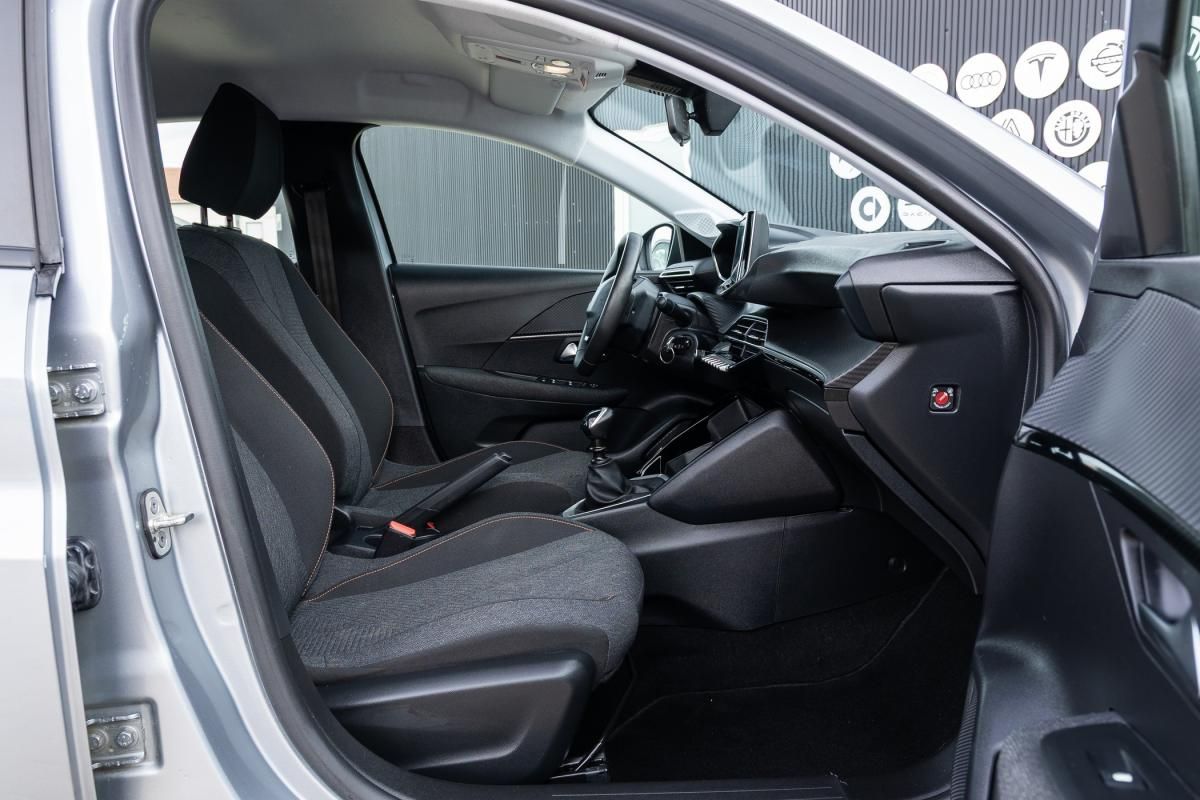 peugeot-208-2025-gasolina-1199cc