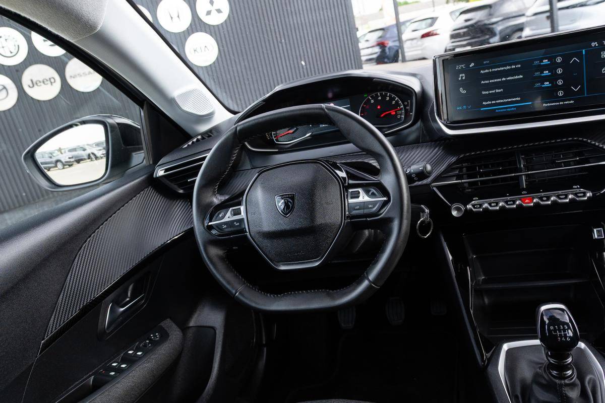 peugeot-208-2025-gasolina-1199cc