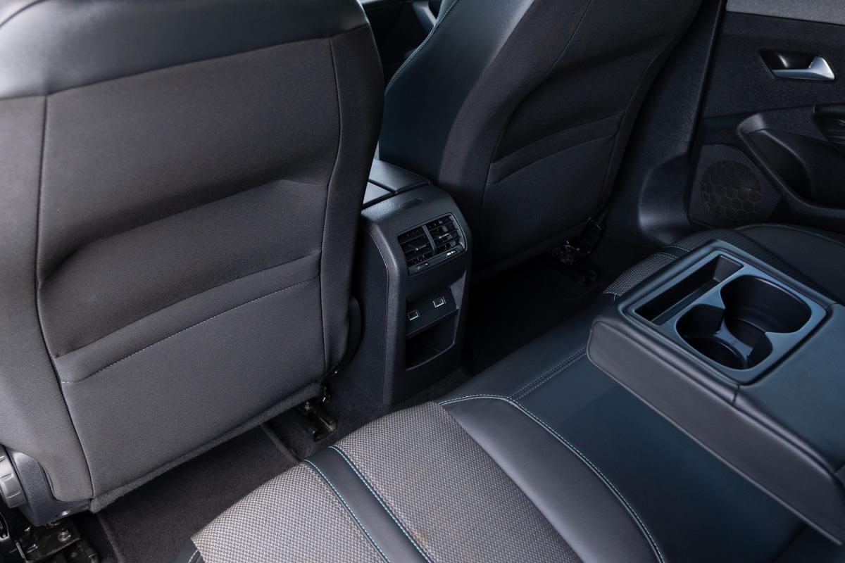 peugeot-308-2024-gasolina-1199cc