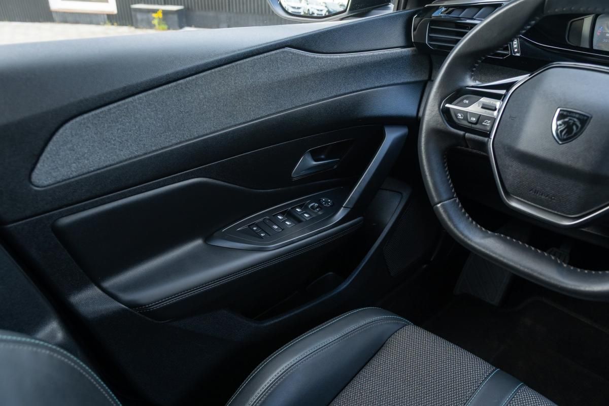 peugeot-308-2024-gasolina-1199cc