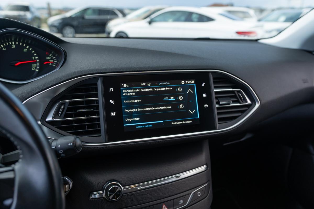 peugeot-308-2019-diesel-1499cc