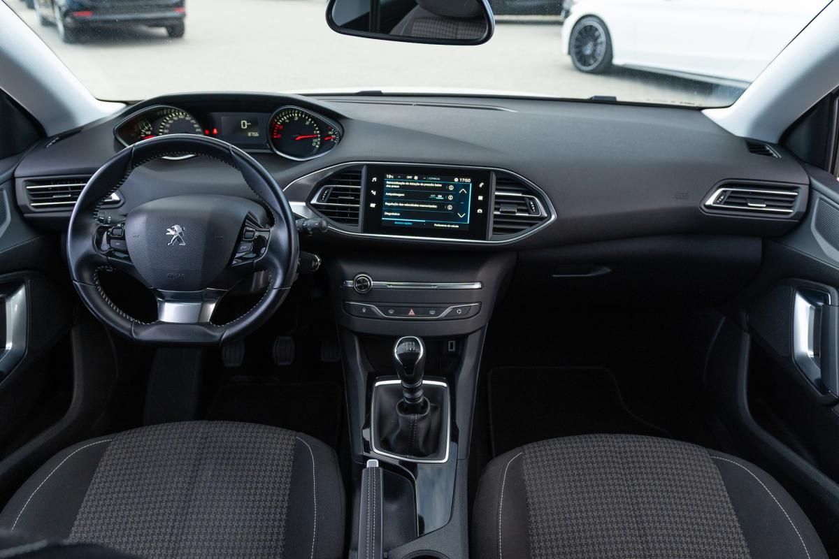 peugeot-308-2019-diesel-1499cc