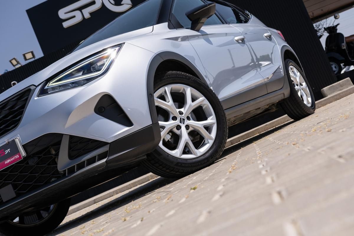 seat-arona-2024-gasolina-999cc