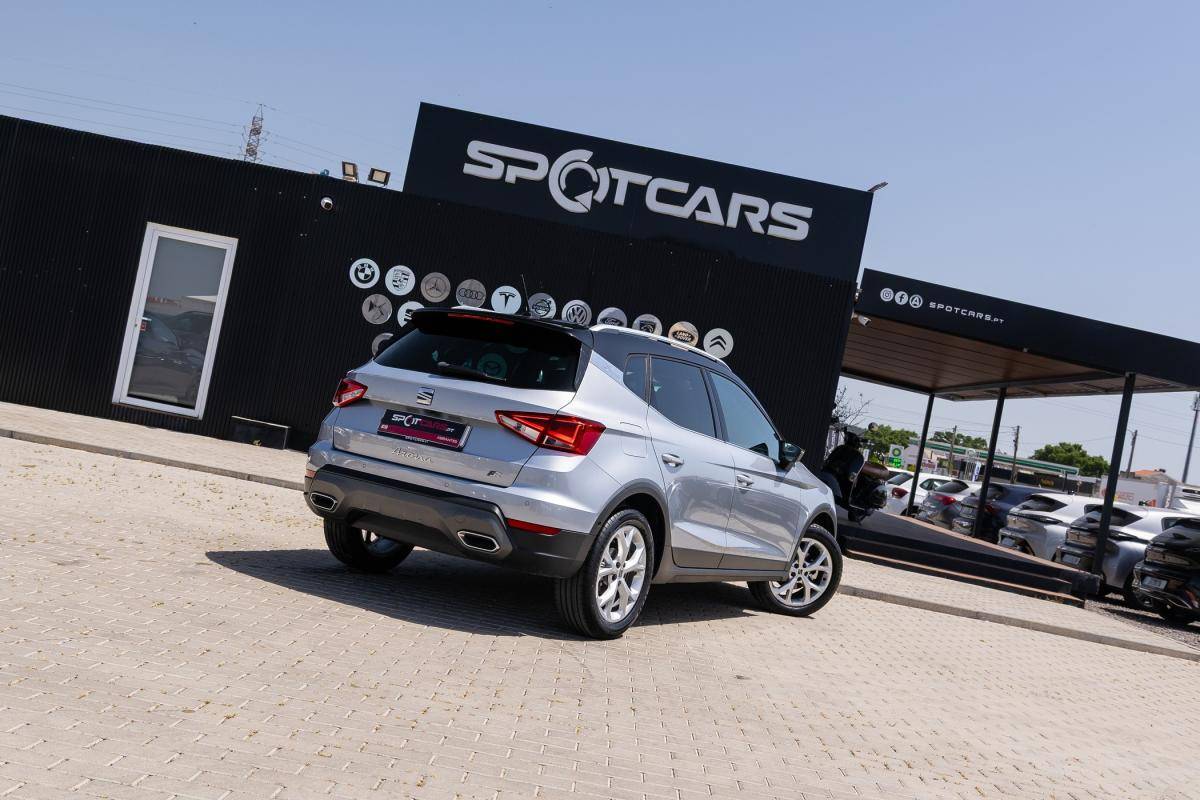 seat-arona-2024-gasolina-999cc