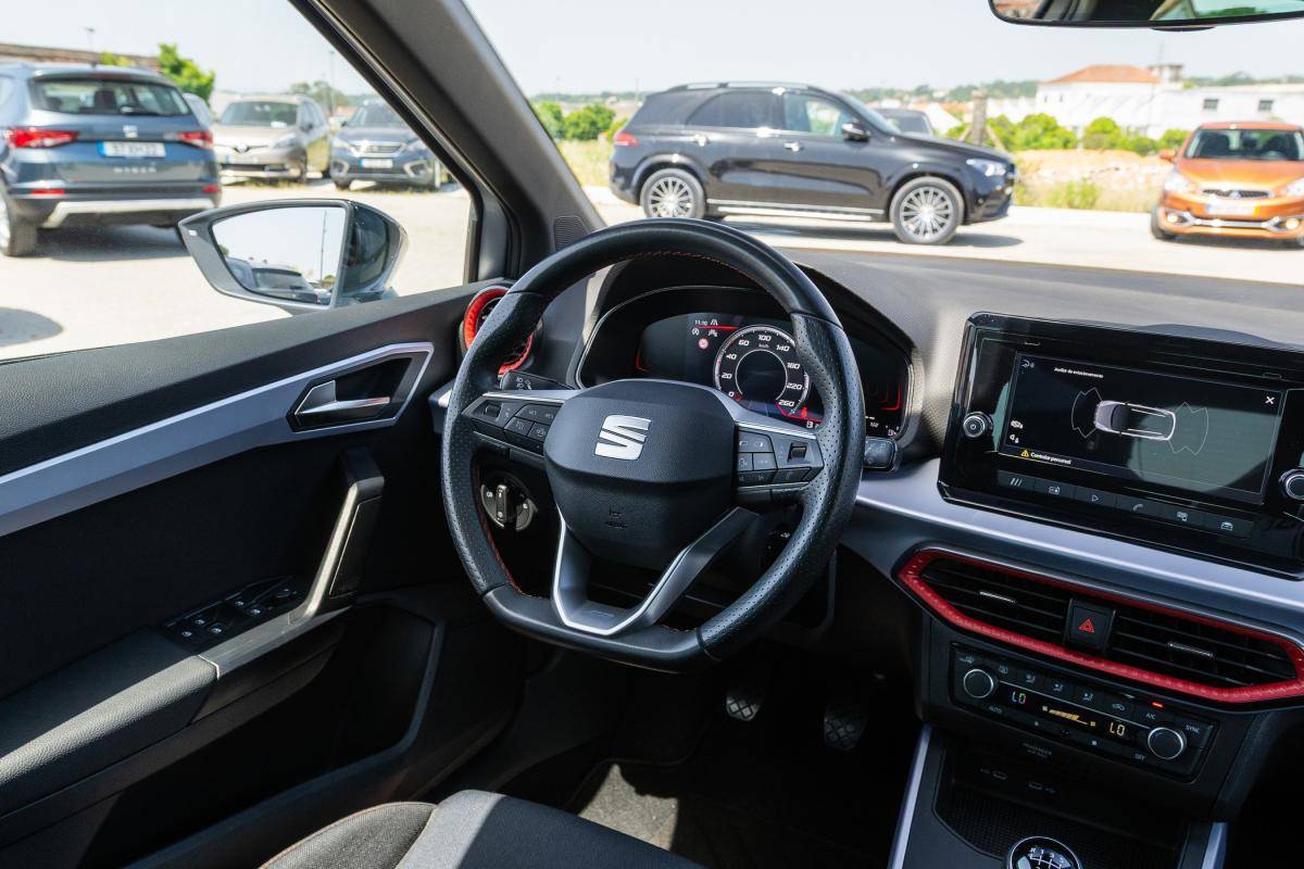 seat-arona-2024-gasolina-999cc