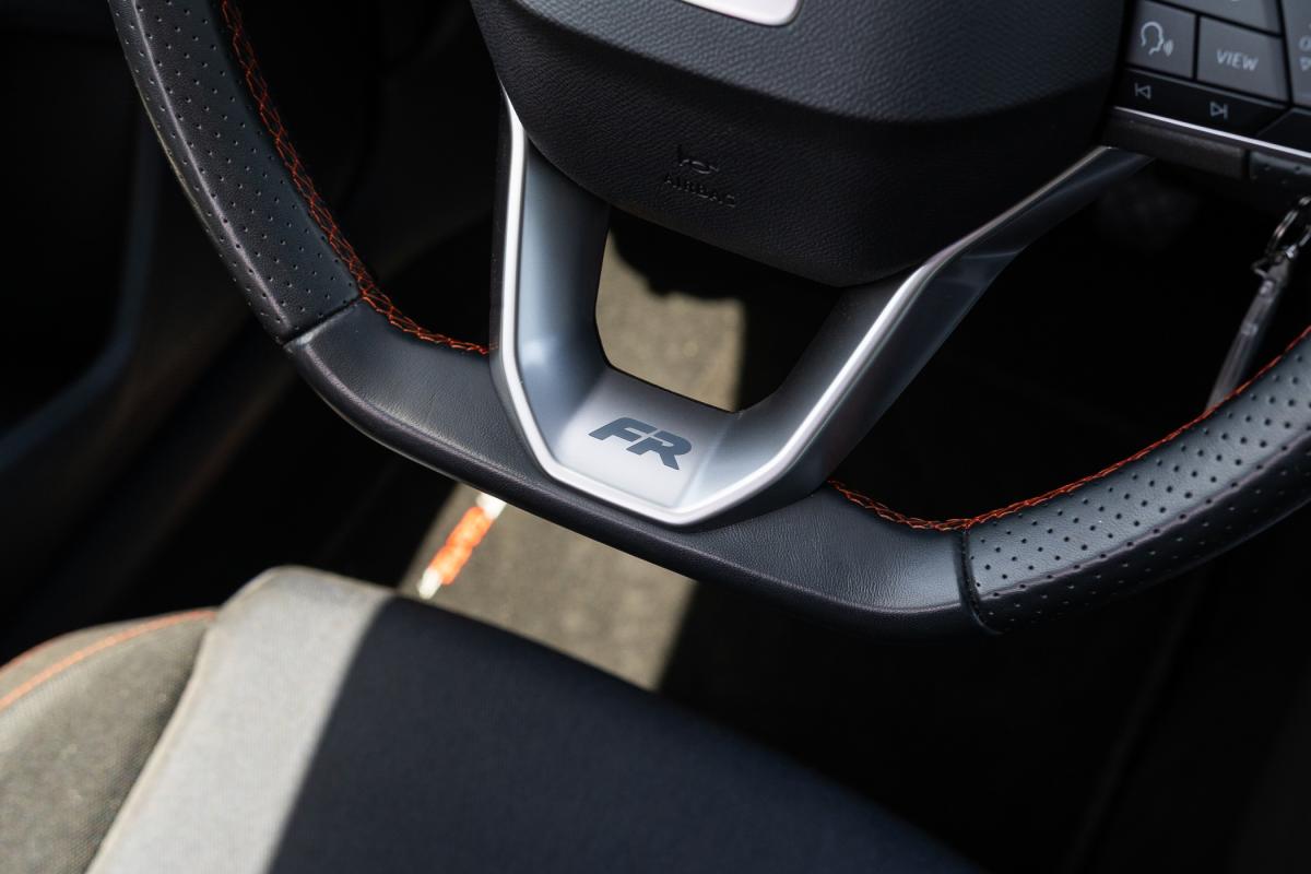 seat-arona-2024-gasolina-999cc