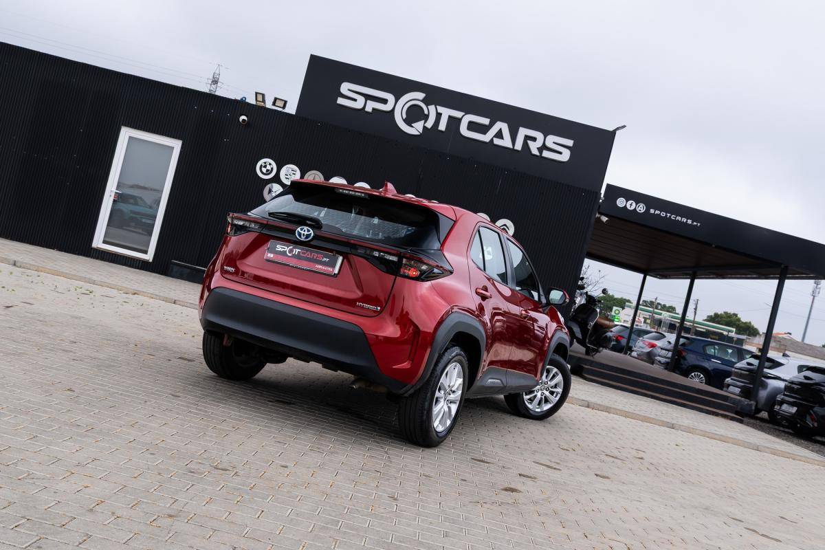 toyota-yaris-cross-2022-hibrido-a-gasolina-1490cc