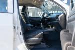 toyota-hilux-2022-diesel-2393cc
