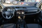 toyota-hilux-2022-diesel-2393cc