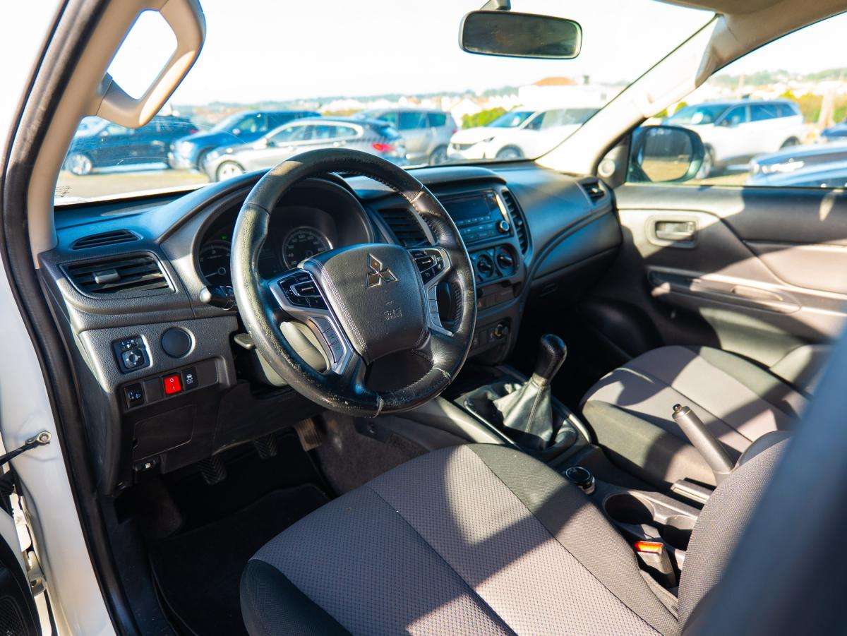 mitsubishi-l200-2022-diesel-2268cc