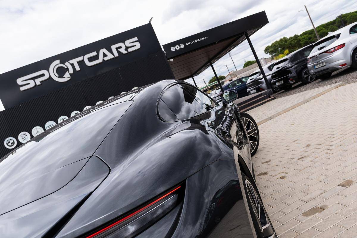 porsche-taycan-2022-eletrico-500cc