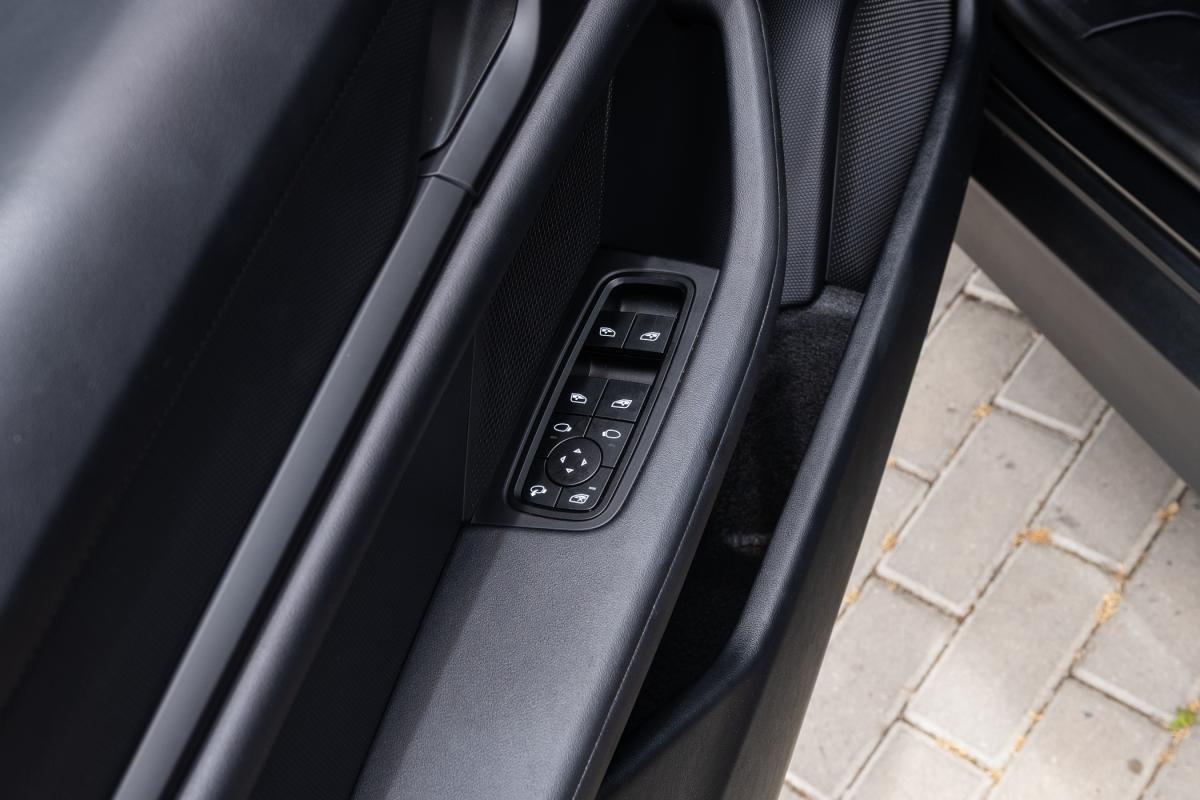 porsche-taycan-2022-eletrico-500cc