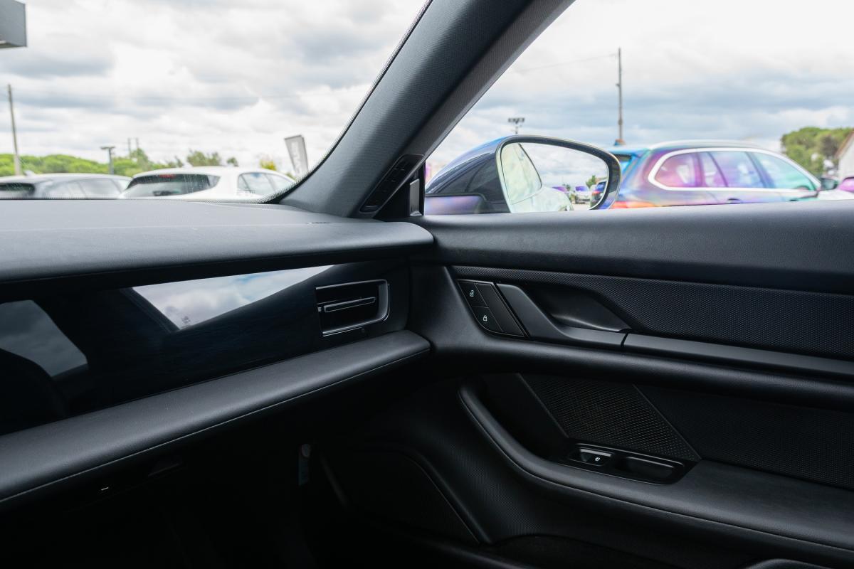 porsche-taycan-2022-eletrico-500cc