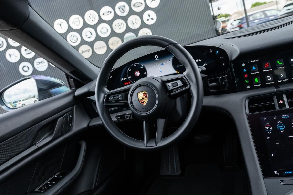 porsche-taycan-2022-eletrico-500cc