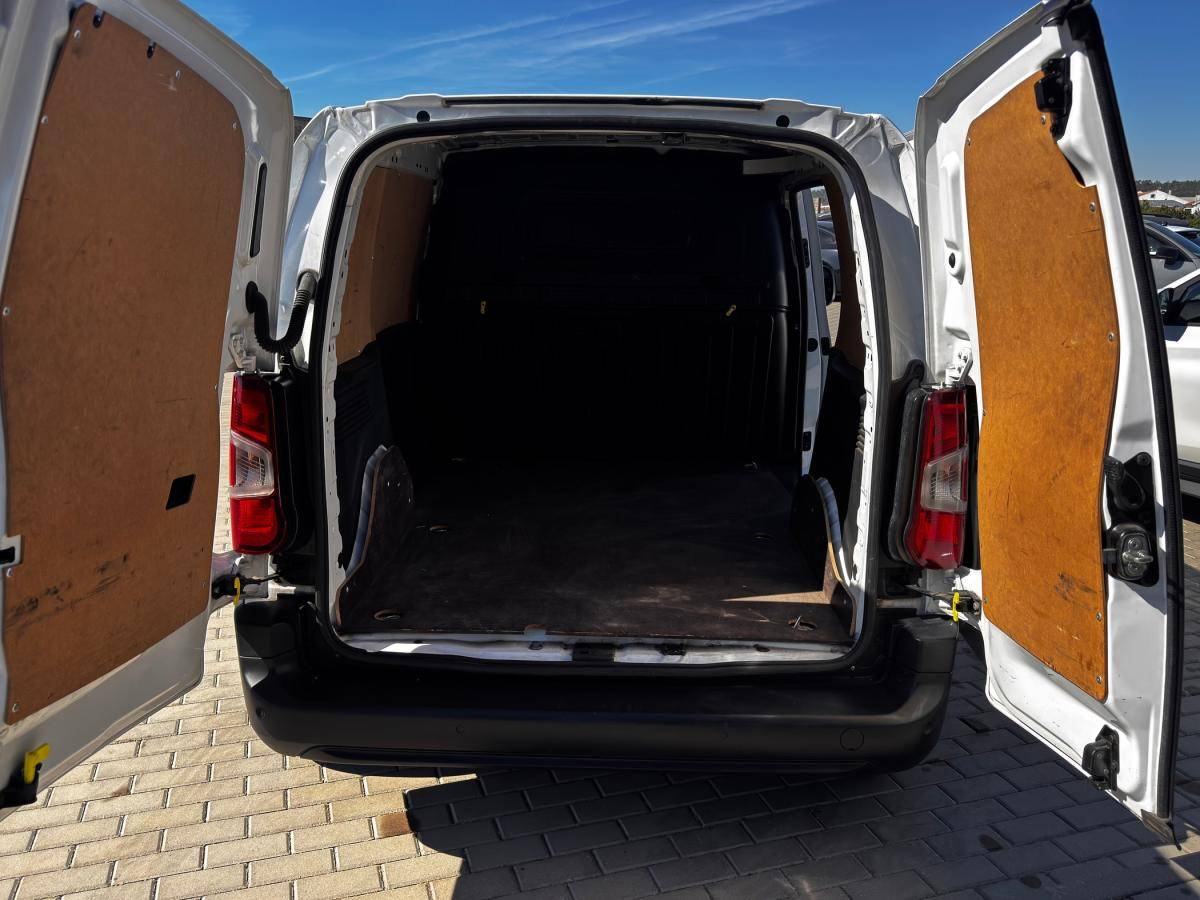 opel-combo-2022-diesel-1499cc