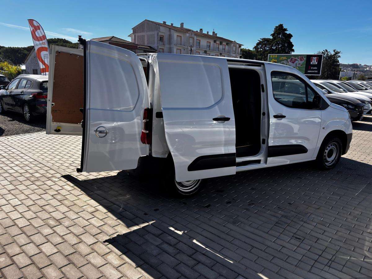 opel-combo-2022-diesel-1499cc