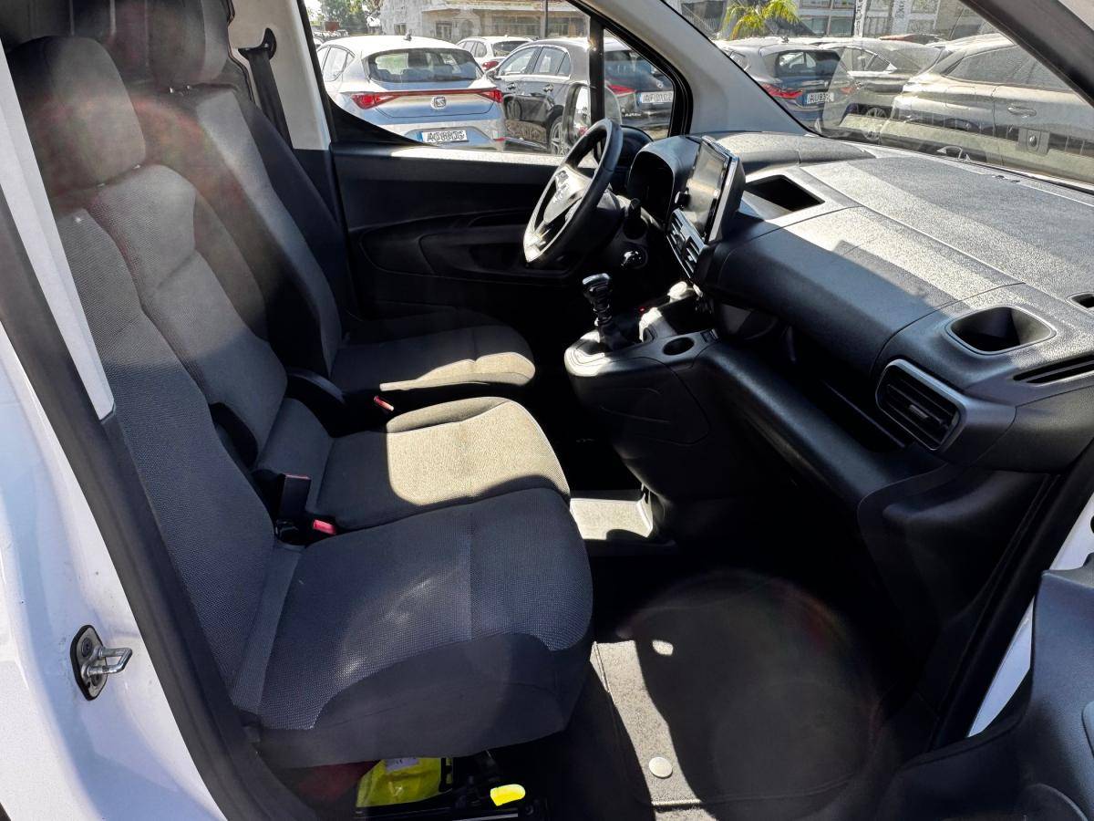 opel-combo-2022-diesel-1499cc