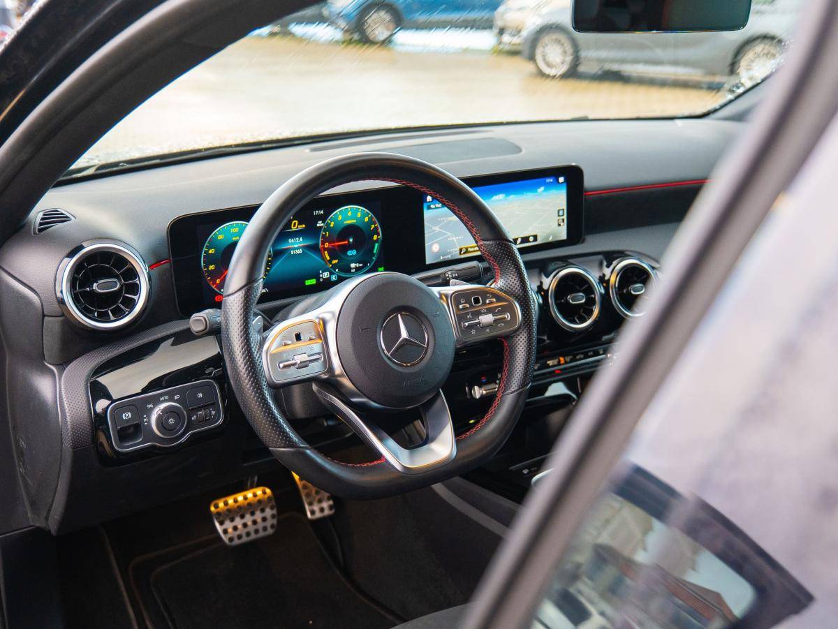 mercedes-benz-classe-a-2022-hibrido-a-gasolina-1332cc