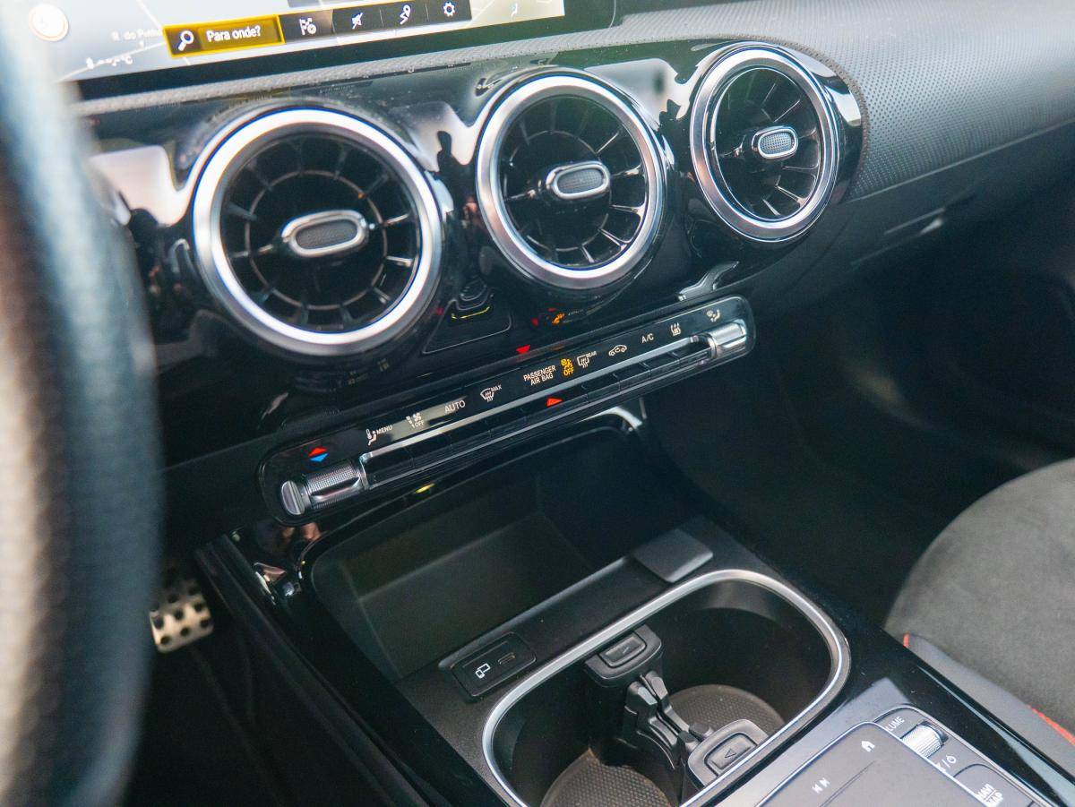 mercedes-benz-classe-a-2022-hibrido-a-gasolina-1332cc