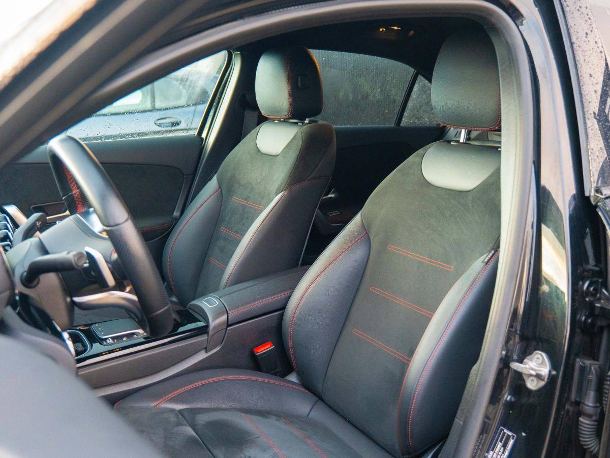 mercedes-benz-classe-a-2022-hibrido-a-gasolina-1332cc