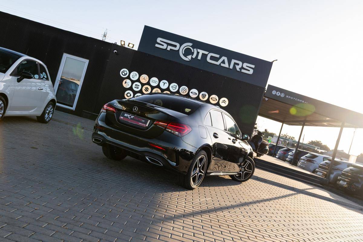 mercedes-benz-classe-a-2022-hibrido-a-gasolina-1332cc