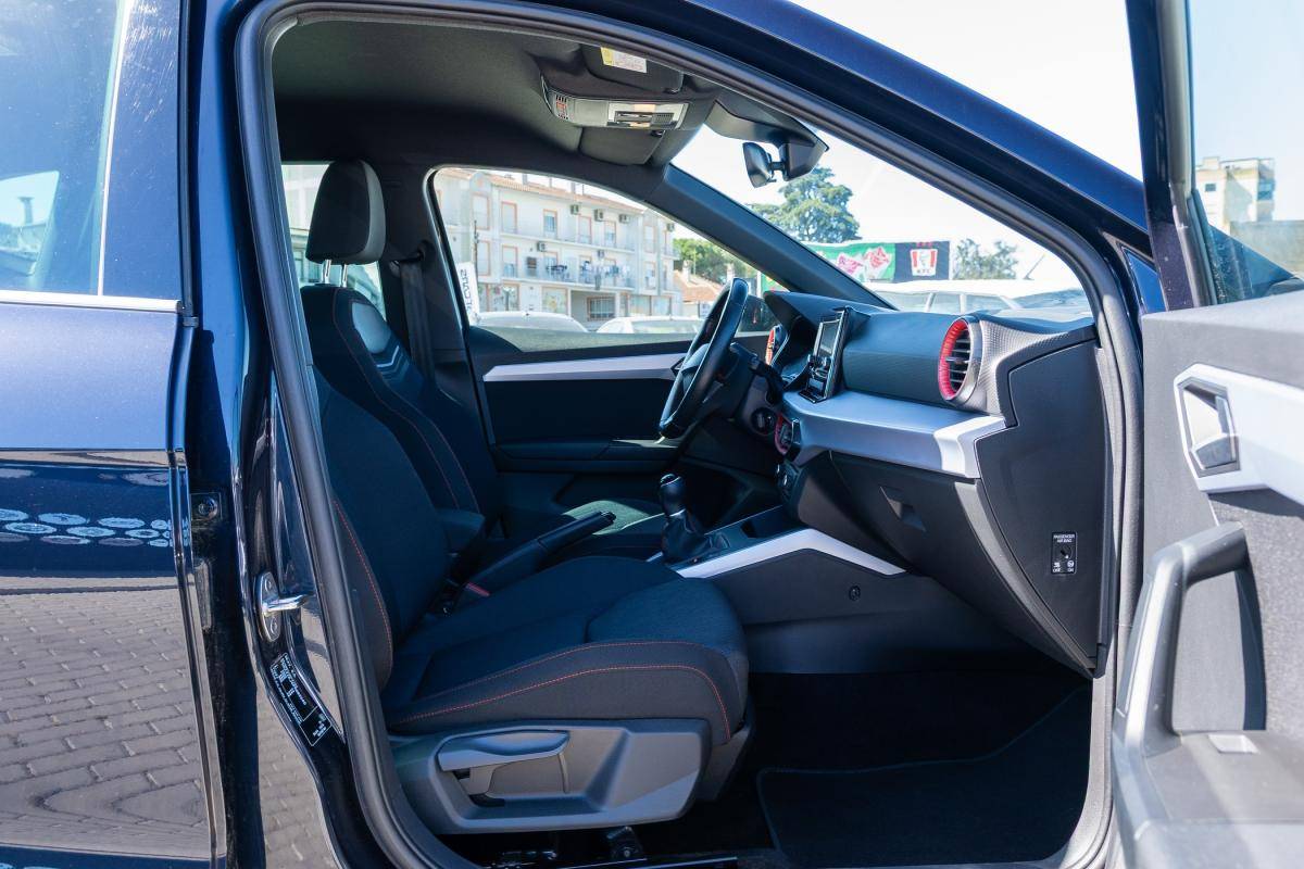 seat-arona-2022-gasolina-999cc