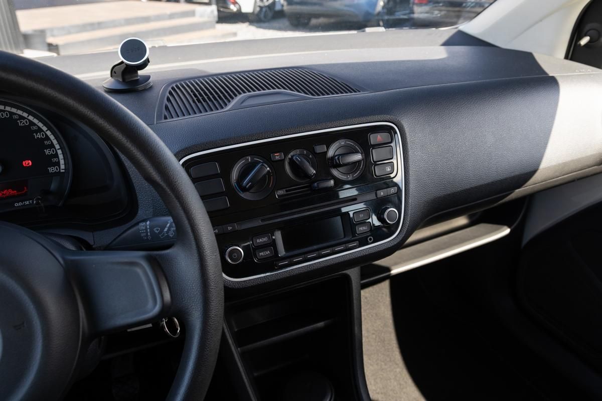 volkswagen-up-2012-gasolina-999cc