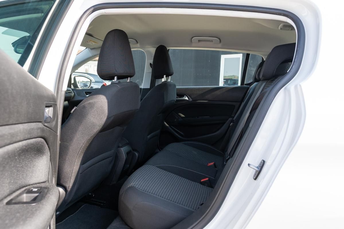 peugeot-308-2019-diesel-1499cc