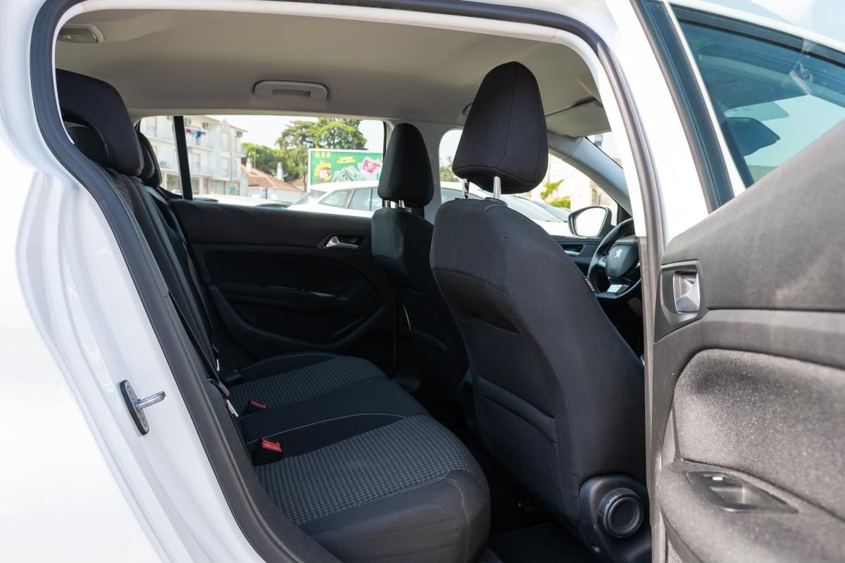 peugeot-308-2019-diesel-1499cc