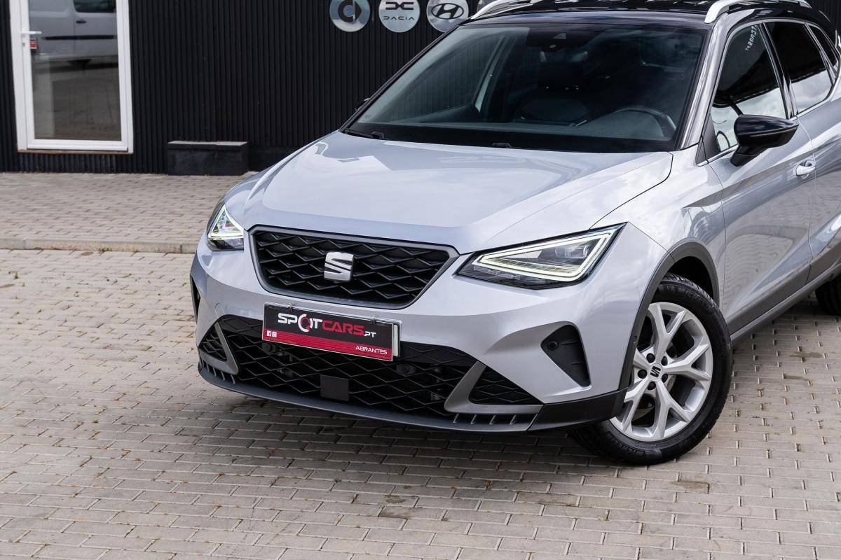 seat-arona-2022-gasolina-999cc
