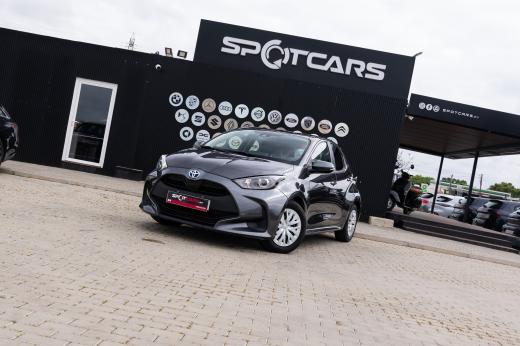 toyota-yaris-2022-hibrido-a-gasolina-1490cc