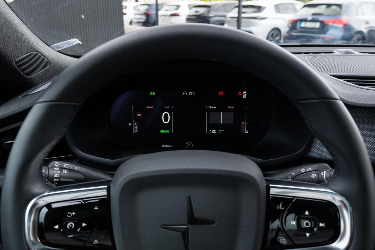 polestar-2-2022-eletrico-500cc