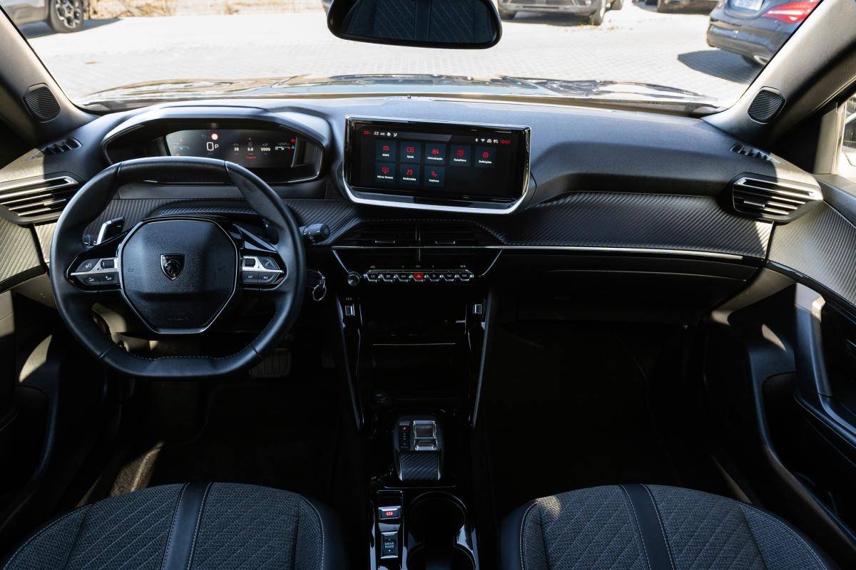 peugeot-2008-2024-gasolina-1199cc