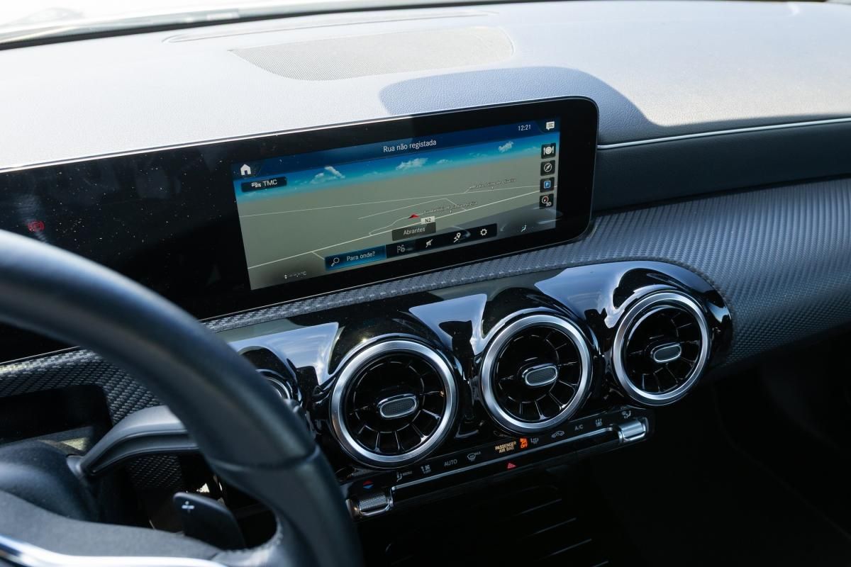 mercedes-benz-cla-2023-hibrido-a-gasolina-1332cc