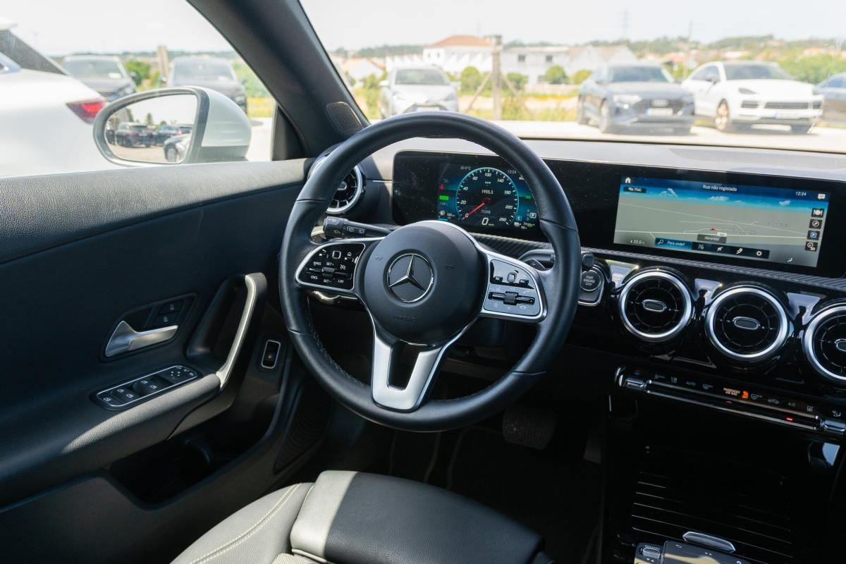 mercedes-benz-cla-2023-hibrido-a-gasolina-1332cc
