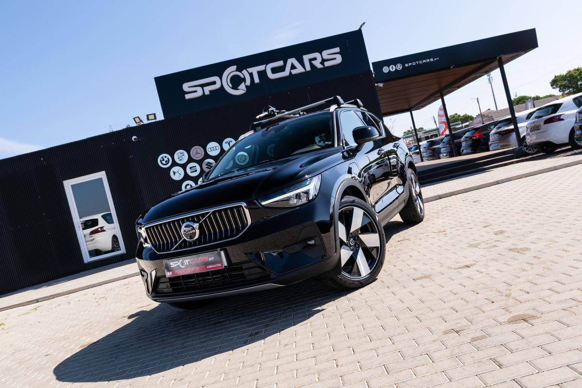 volvo-xc40-2023-hibrido-a-gasolina-1477cc