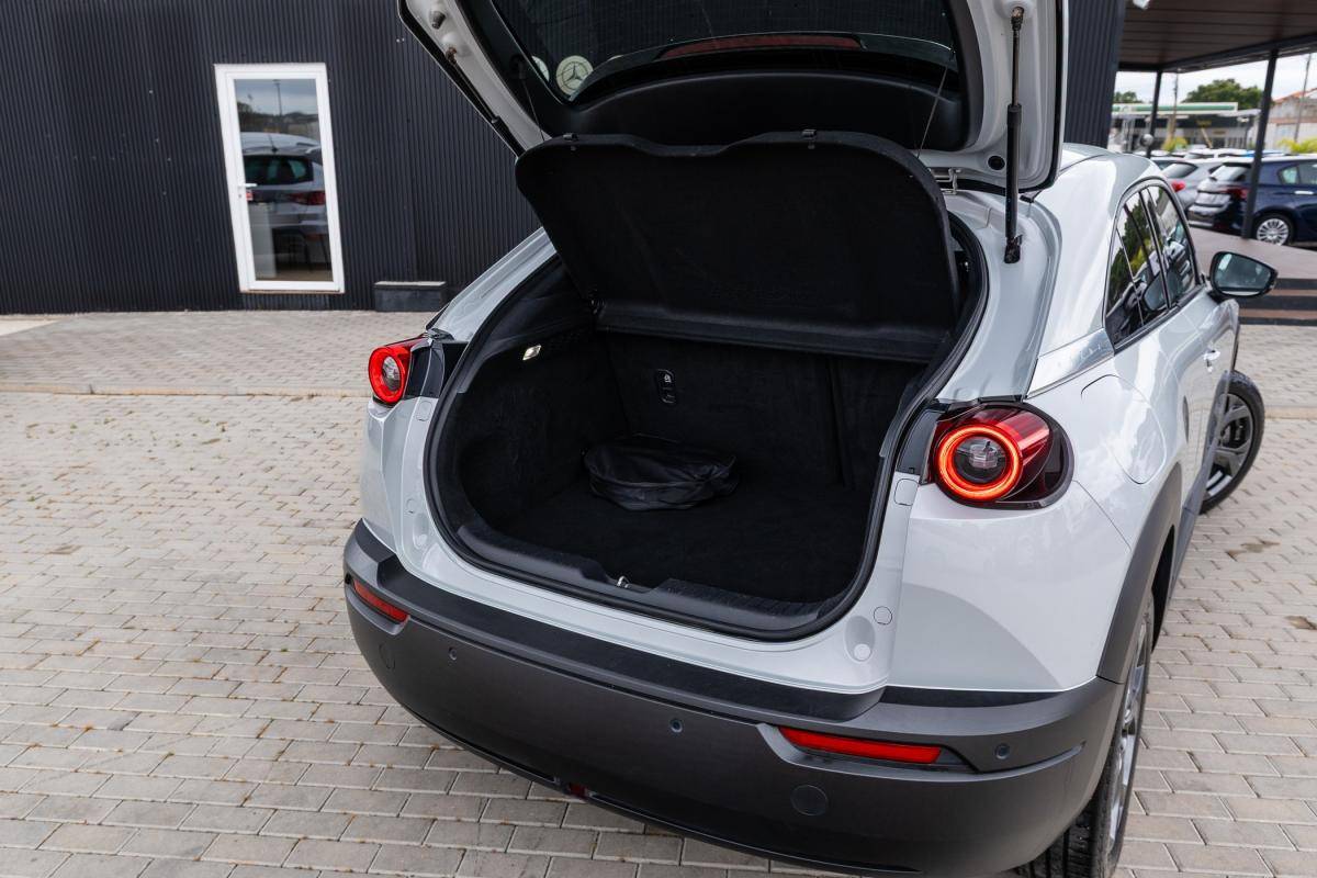 mazda-mx-30-2021-eletrico-500cc