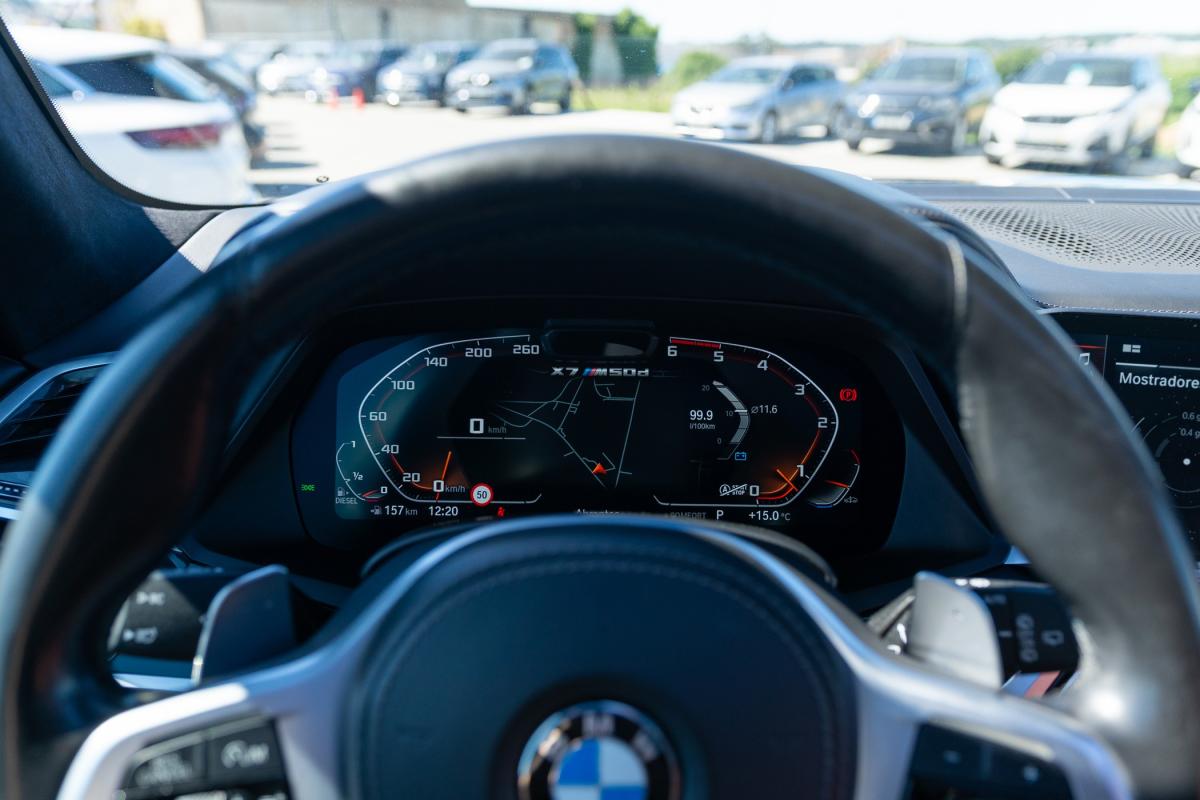 bmw-x7-2020-diesel-2993cc