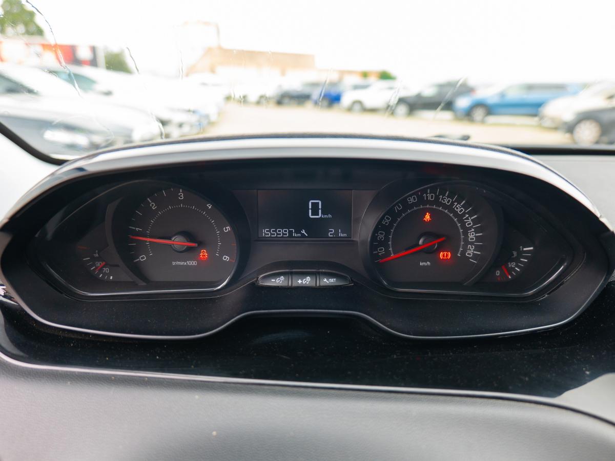 peugeot-208-2015-diesel-1398cc