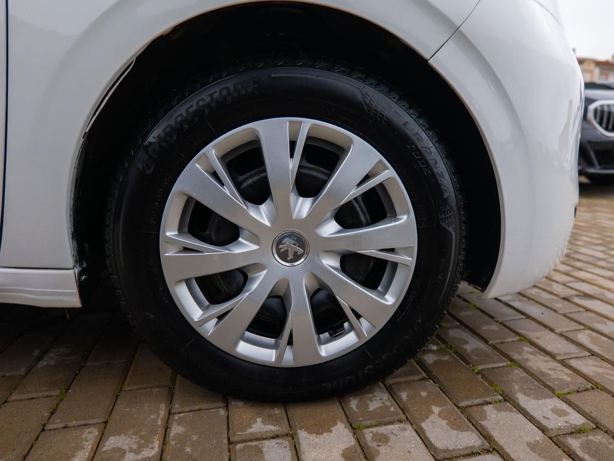peugeot-208-2015-diesel-1398cc