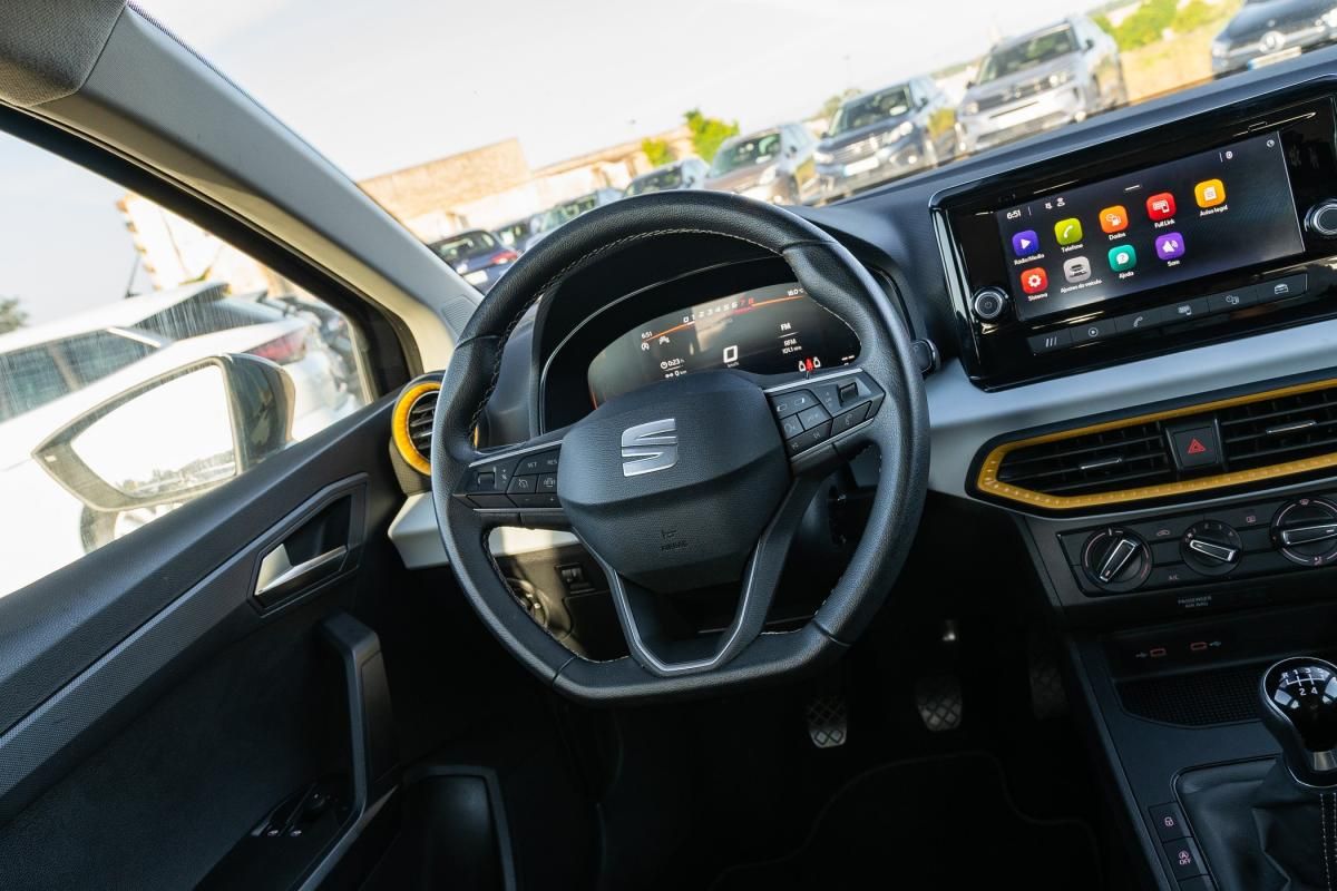 seat-ibiza-2023-gasolina-999cc
