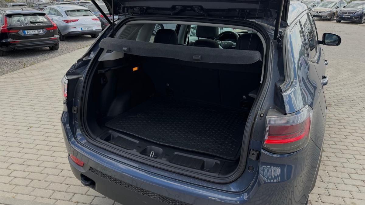 jeep-compass-2023-hibrido-a-gasolina-1332cc
