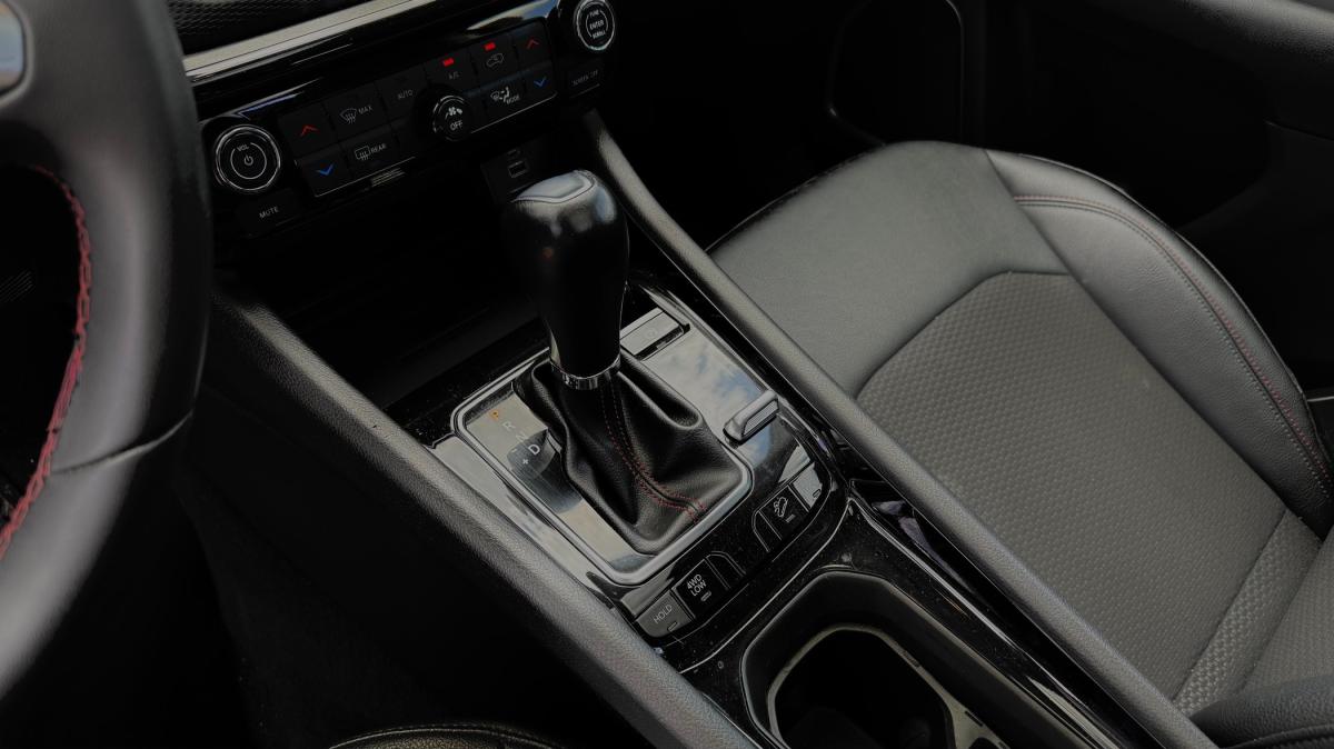 jeep-compass-2023-hibrido-a-gasolina-1332cc