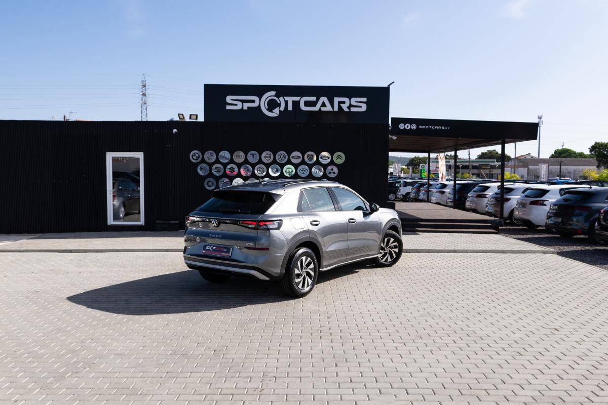 volkswagen-t-roc-2026-gasolina-1498cc