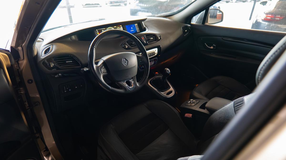 renault-grand-scenic-2014-diesel-1598cc