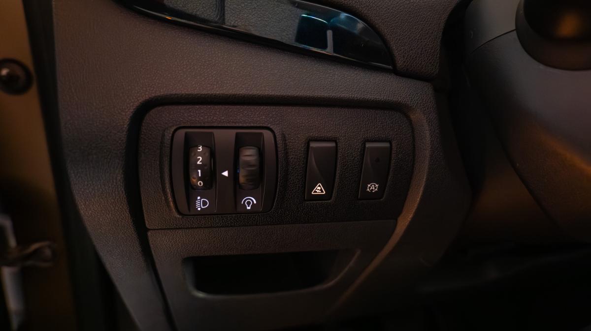 renault-grand-scenic-2014-diesel-1598cc