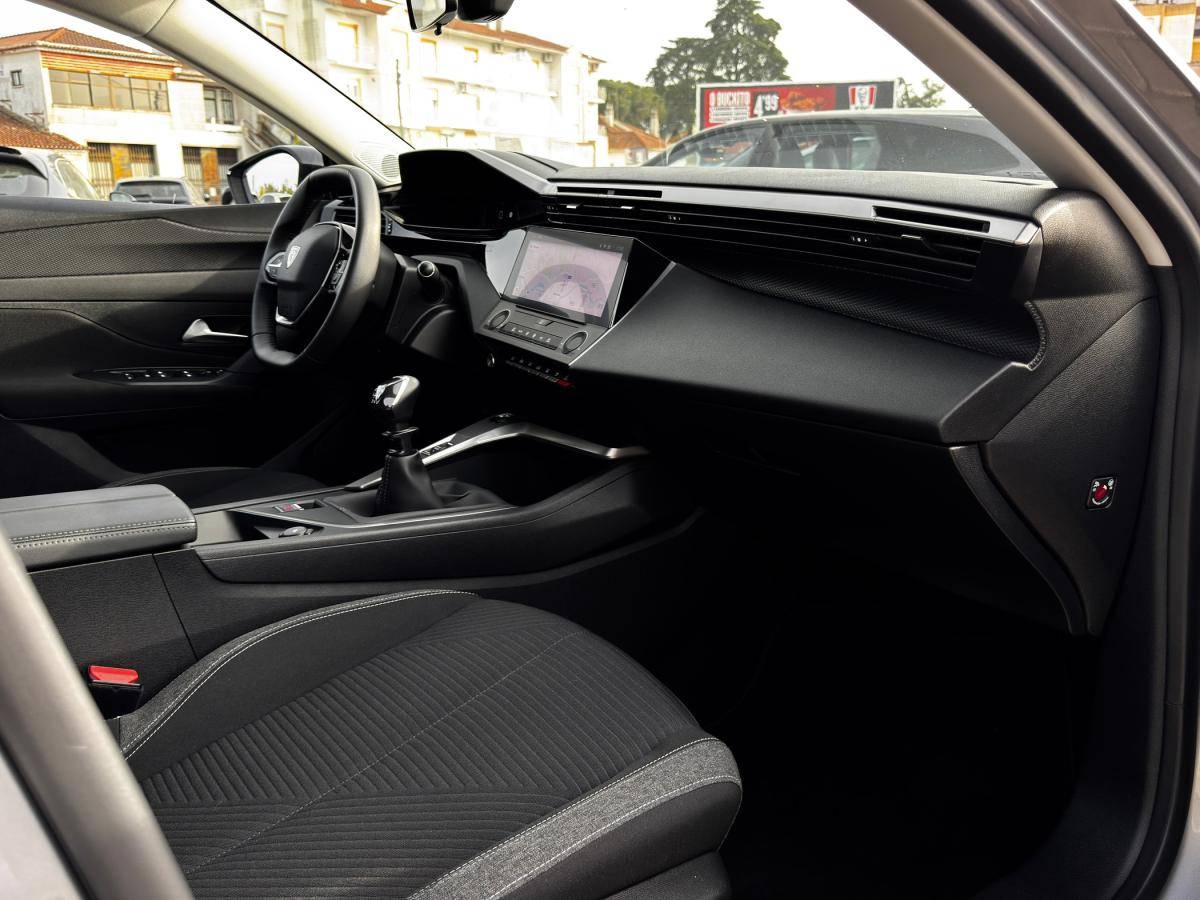 peugeot-308-2022-diesel-1499cc