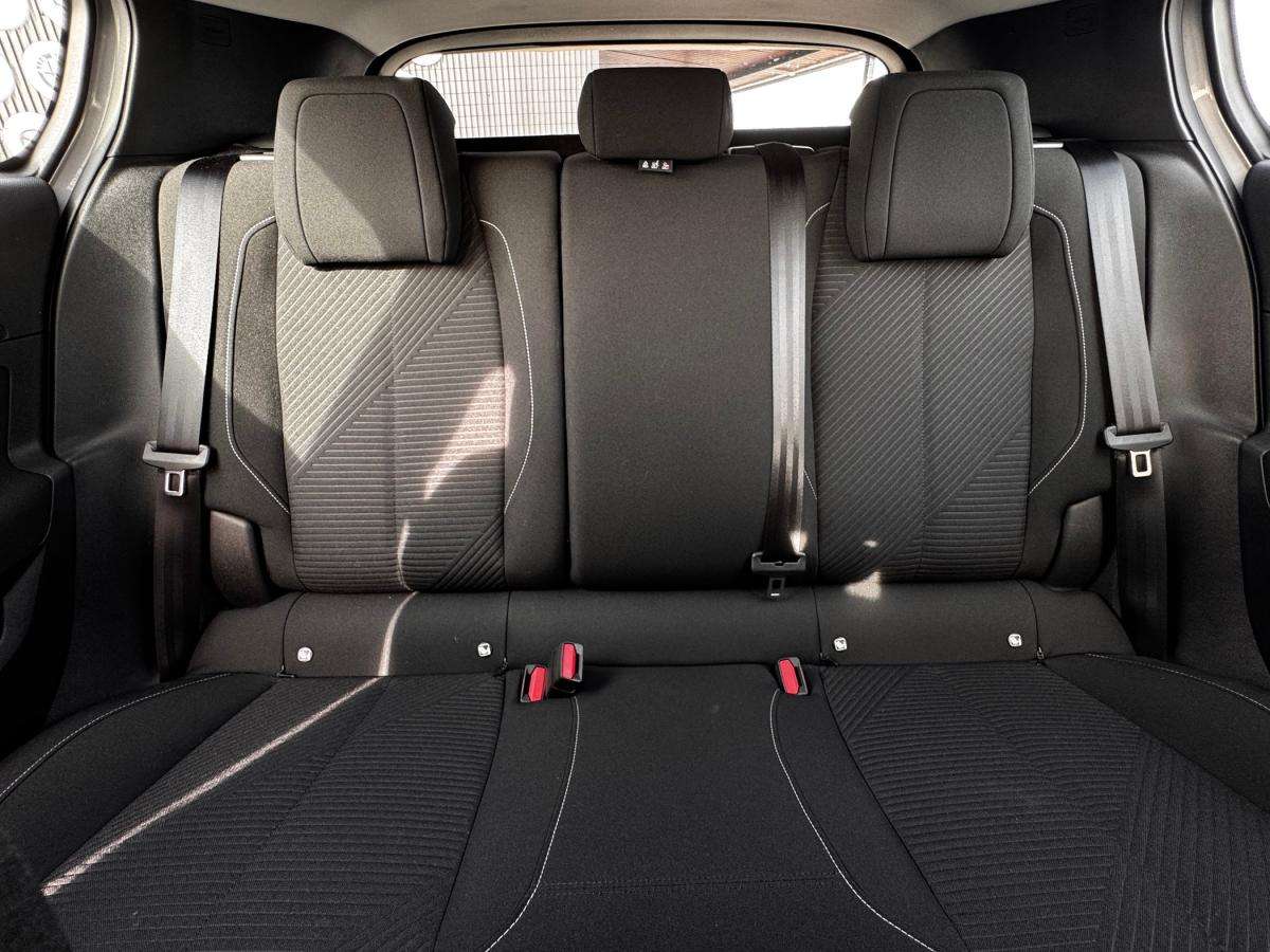 peugeot-308-2022-diesel-1499cc