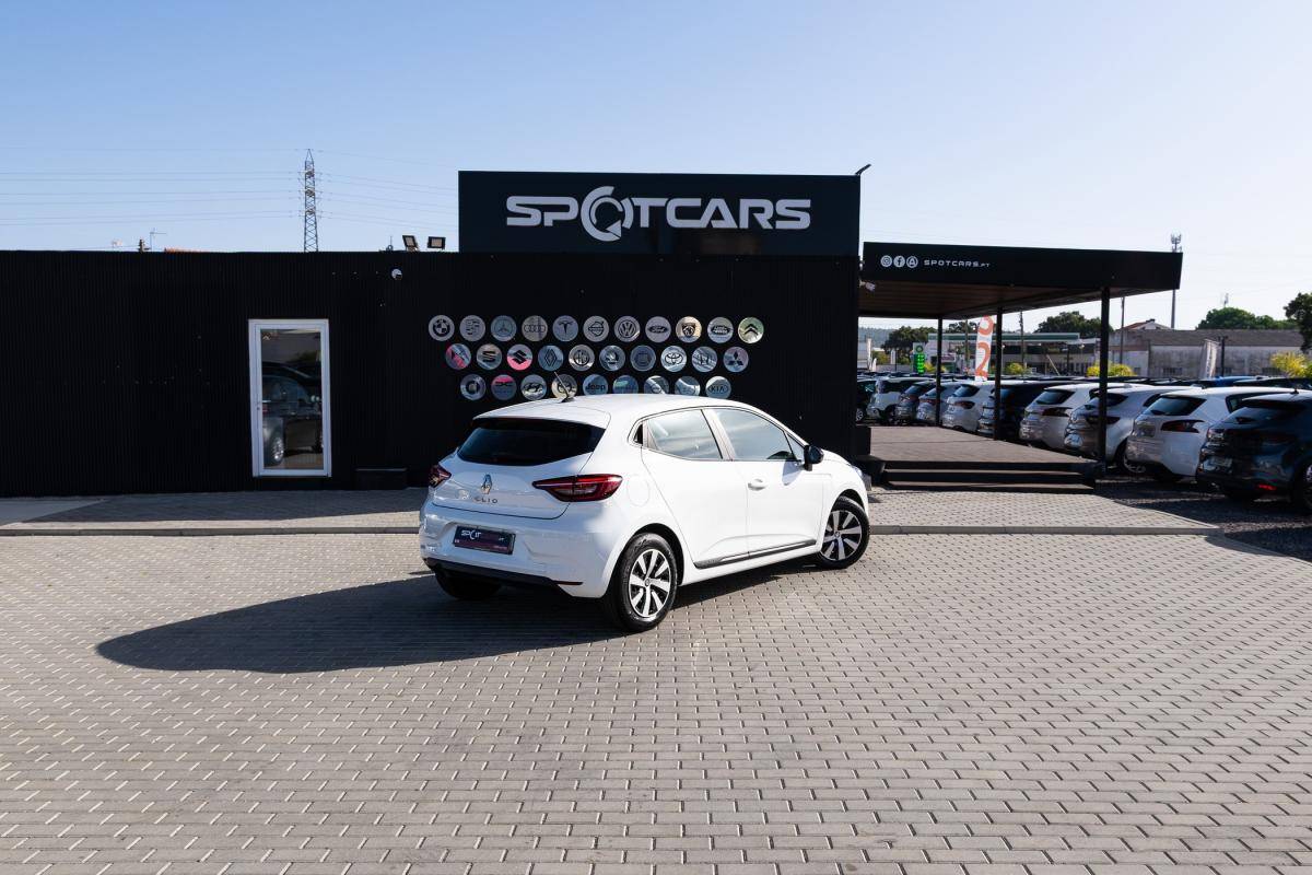renault-clio-2023-gasolina-999cc